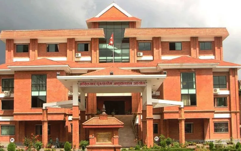 बैतडीका तत्कालीन जिशिअ भट्टसहित ६ जनाविरुद्ध भ्रष्टाचार मुद्दा