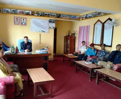 डडेल्धुरामा मन्त्री रावलको उपस्थितिमा सुरक्षा समितिको बैठक