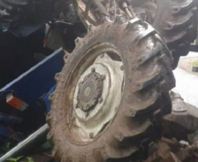 बझाङमा ट्याक्टर दुर्घटना हुँदा चालकको ज्यान गयो