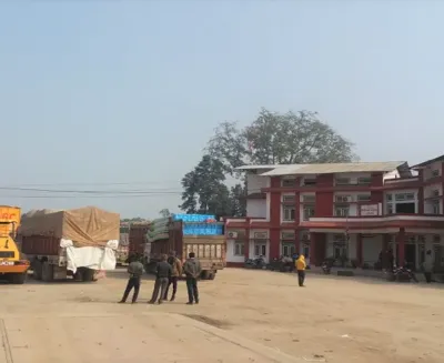 कैलाली भन्सारबाट राजस्व घट्यो, ८ महिनामा १ अर्ब १८ करोड ३५ लाखको चामल आयात