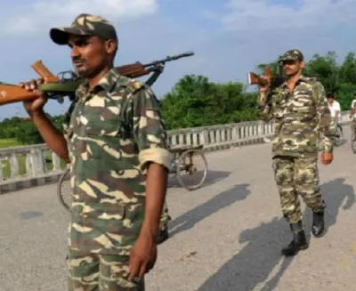 कञ्चनपुरको दोधारा चाँदनी पारि हतियारसहित भागेका भारतीय एसएसबी १४ घण्टापछि फेला